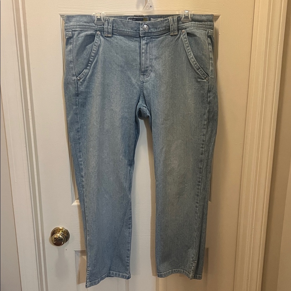 Old Navy Women's Cropped Jeans in Light Blue